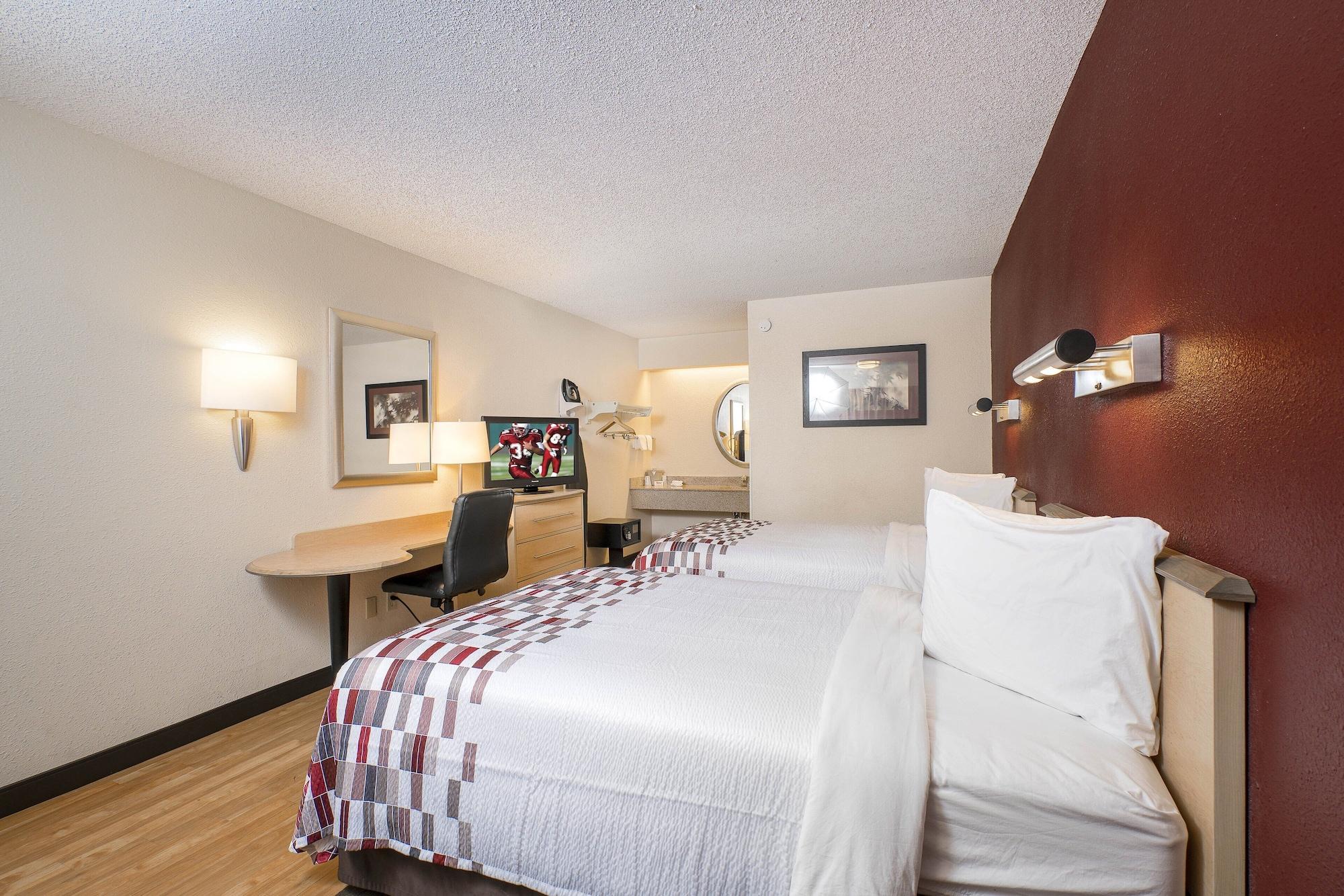 Red Roof Inn Louisville Fair And Expo Ngoại thất bức ảnh