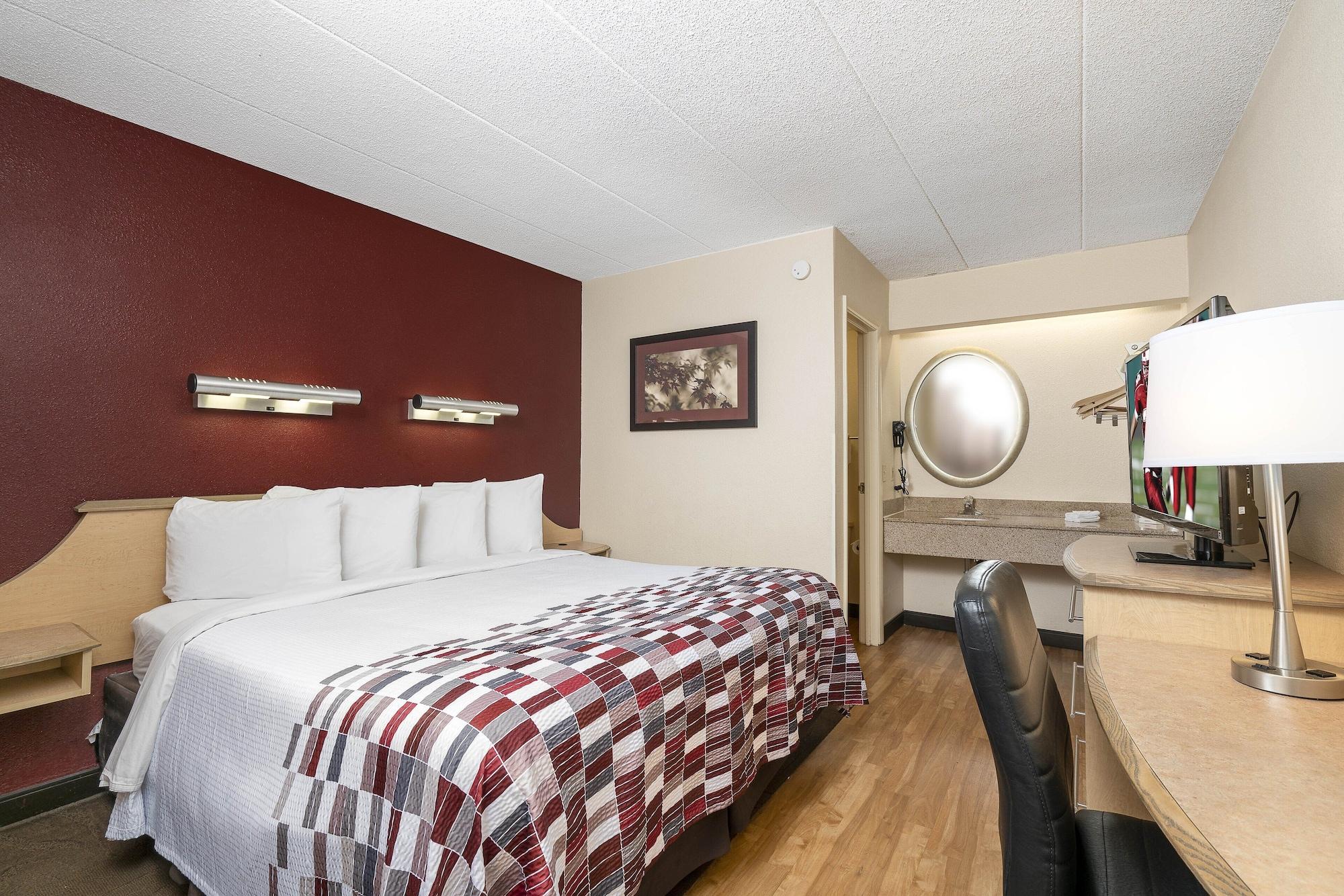 Red Roof Inn Louisville Fair And Expo Ngoại thất bức ảnh