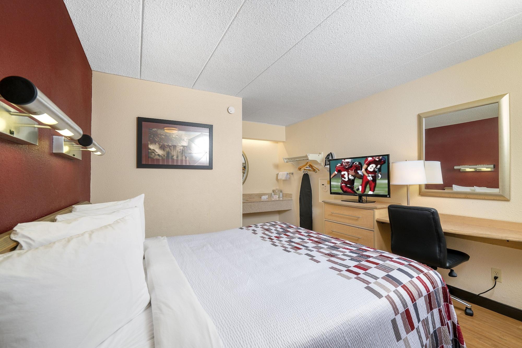 Red Roof Inn Louisville Fair And Expo Ngoại thất bức ảnh