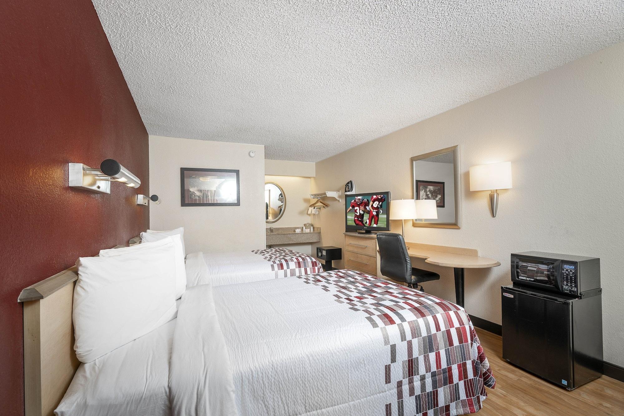 Red Roof Inn Louisville Fair And Expo Ngoại thất bức ảnh