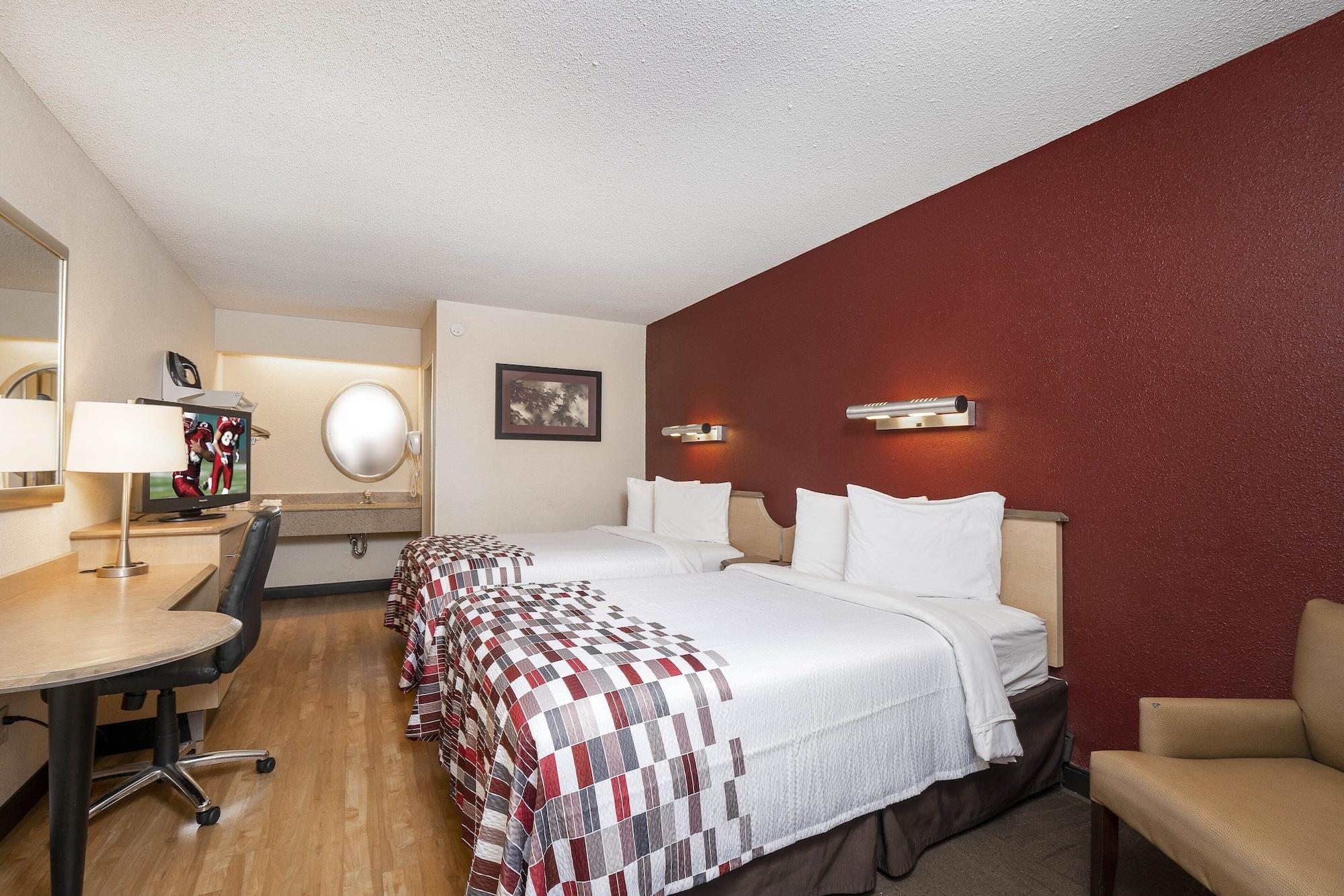 Red Roof Inn Louisville Fair And Expo Ngoại thất bức ảnh