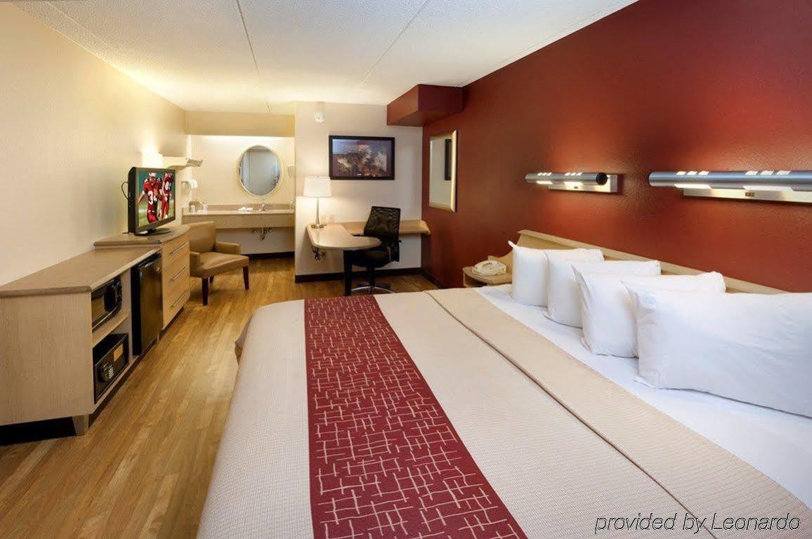 Red Roof Inn Louisville Fair And Expo Ngoại thất bức ảnh