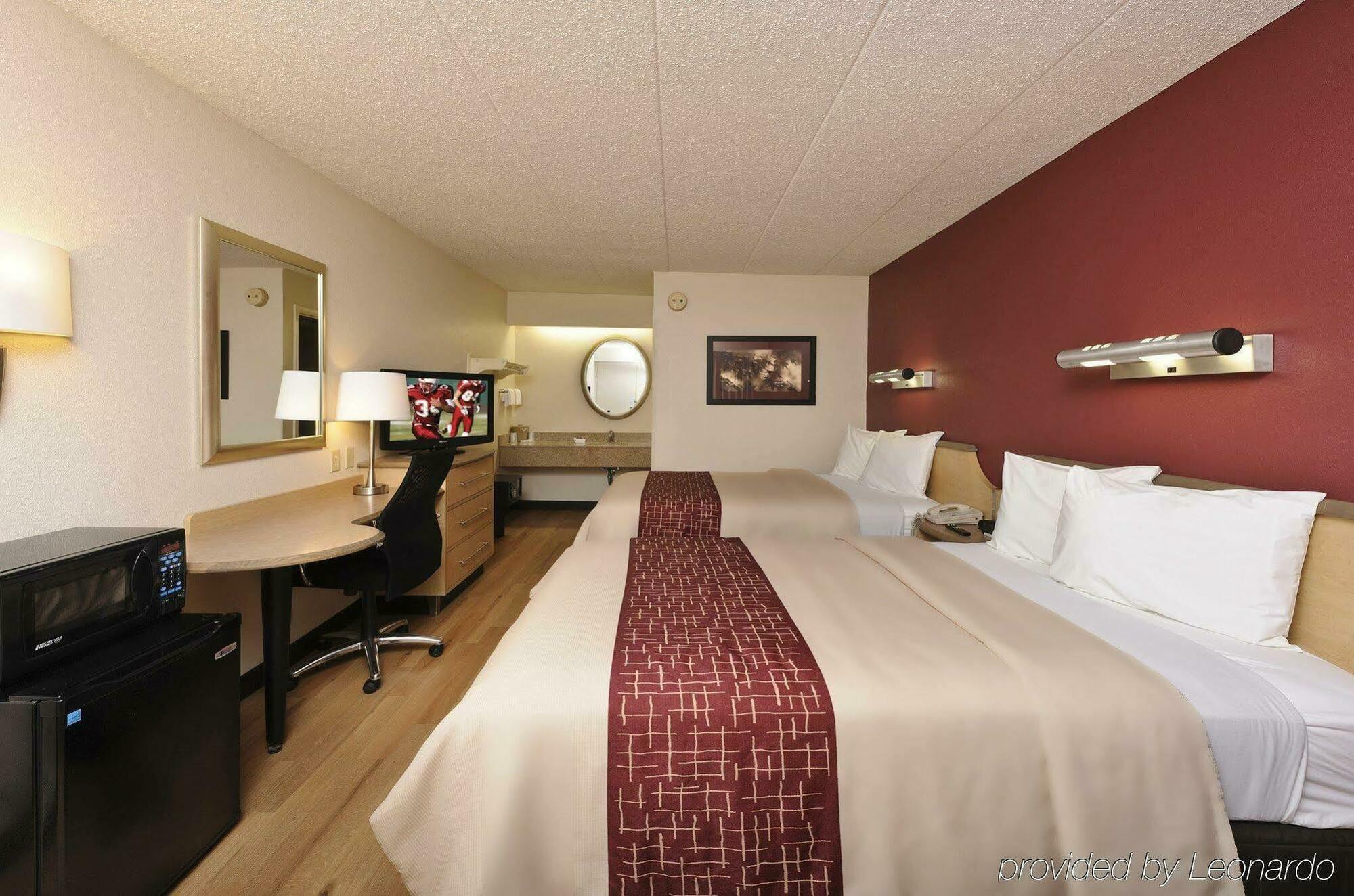 Red Roof Inn Louisville Fair And Expo Ngoại thất bức ảnh